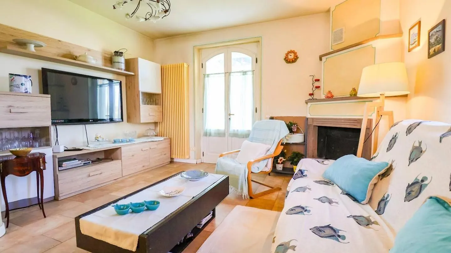 Forte Dei Marmi House - With Jacuzzi Cinquale Italy